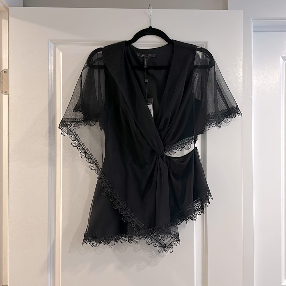NWT BCBG Cape sleeve Cutout Top! - Picture 2 of 5
